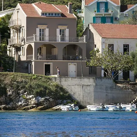 Διαμέρισμα Unique Kefalonia Port *